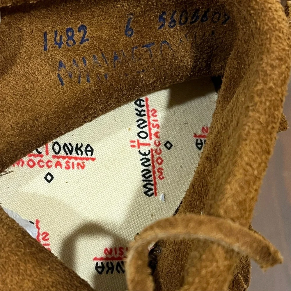 Kids Minnetonka Moccasins Brown Suede Fringe Toddler Size 6 Native American